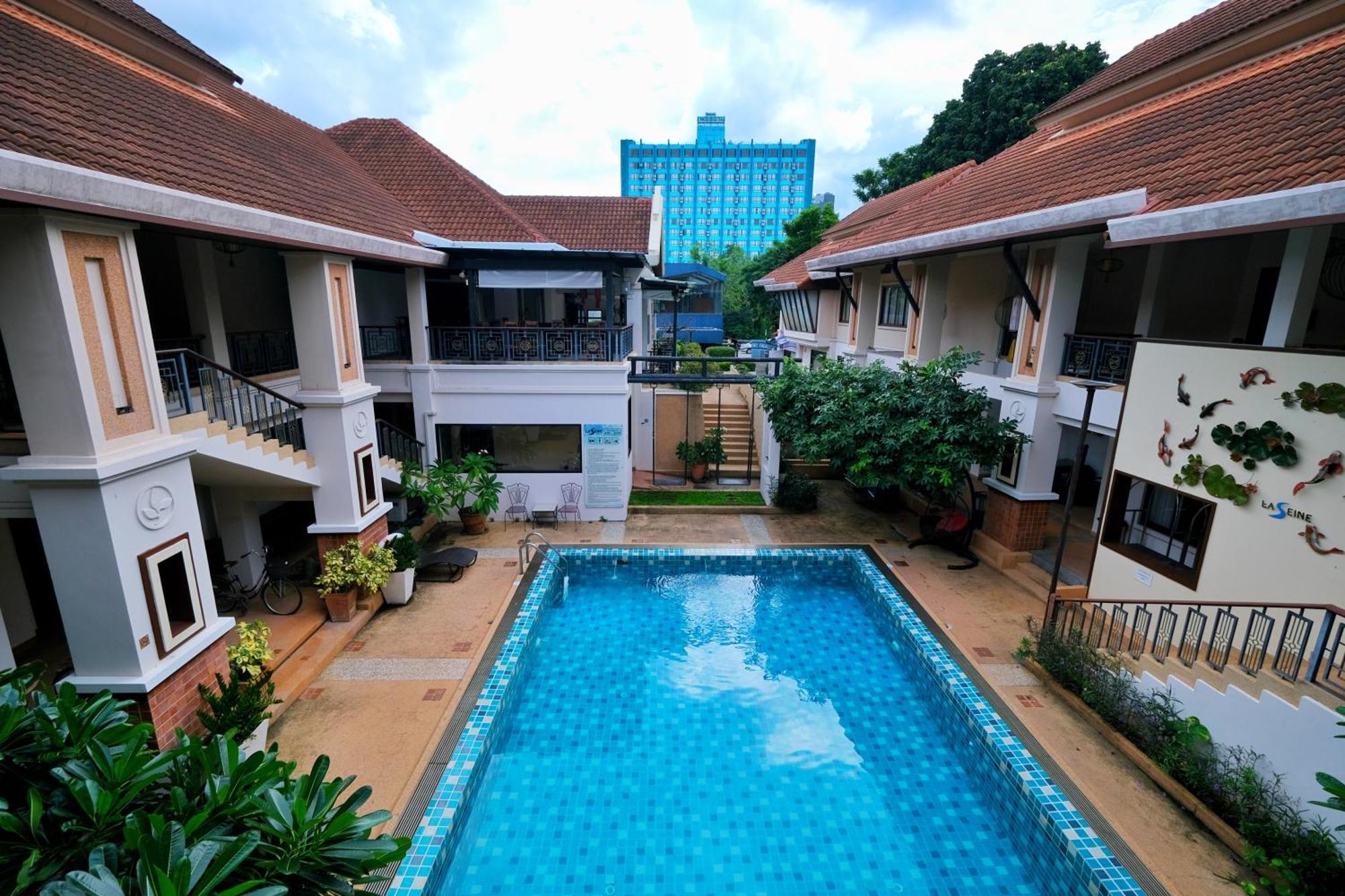 La Seine City Resort, Chiang Mai — Photos 1